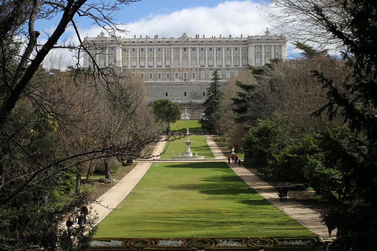 Apartment Justo En La Plaza Mayor Madrid